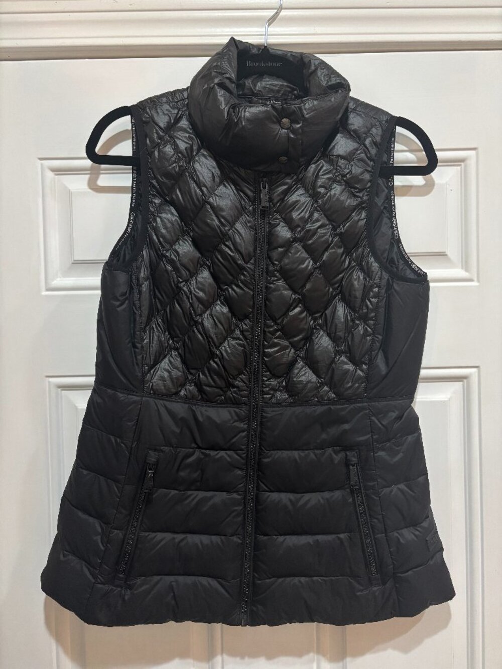 Calvin Klein Performance Down Vest in Black Size Small